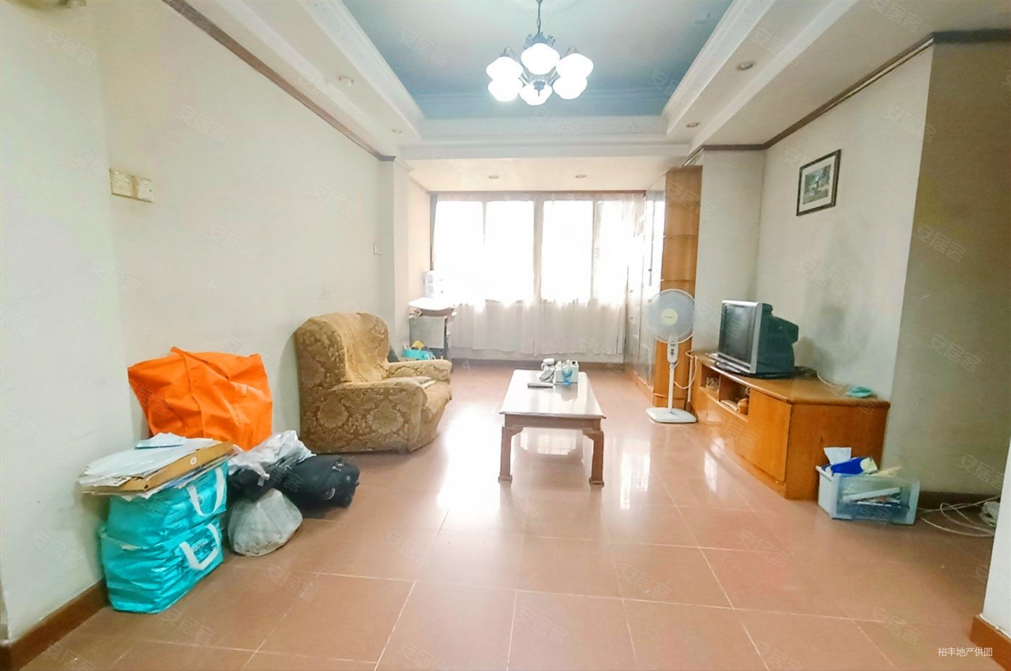 2 房 60 方,大沙头三马路大院二手房,235万,2室1厅,1卫,60平米-广州