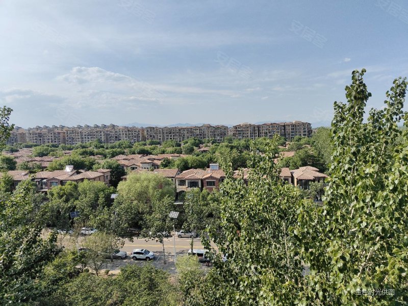 龙湖新上好房大四居客厅大面宽次顶层本周好房直通车库,龙湖香醍溪岸