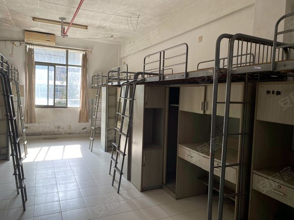 苏州工业园湖东青年公社青年公社 员工宿舍 集体宿舍 8人公寓 简装 拧