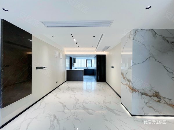 龙湖舜山府二期大平层