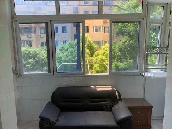 洲花园,梅陇租房,近地铁 三楼 精装修南北小两房,闵行租房-上海58安居