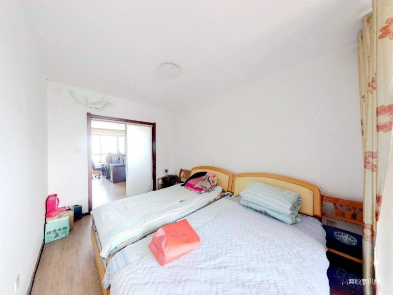 精装好房 近地铁 南北通透 商品房 高楼层采光充足 带电梯,香榭苑二手