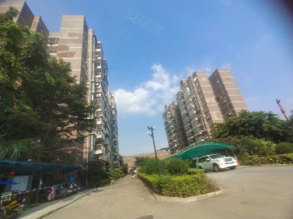 东莞黄江天虹怡海花园怡海花园 2室2厅1卫 精装修 83平 电梯房  家电