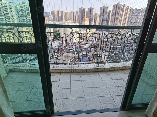 深圳宝安西乡丽景城12号线地铁口 丽景城精装大两中高楼层采光好看房