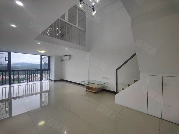 【多图】锐丰中心,科学城租房,科学城香雪站附近 锐丰中苑2600精装2房