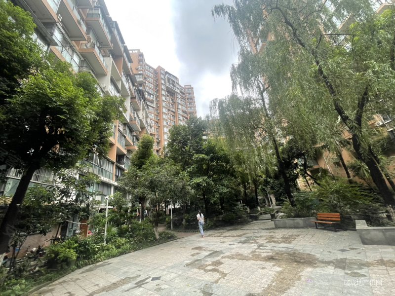 带入户花园 看房方便,锦都馨苑二手房,135万,3室2厅,1卫,86平米-成都
