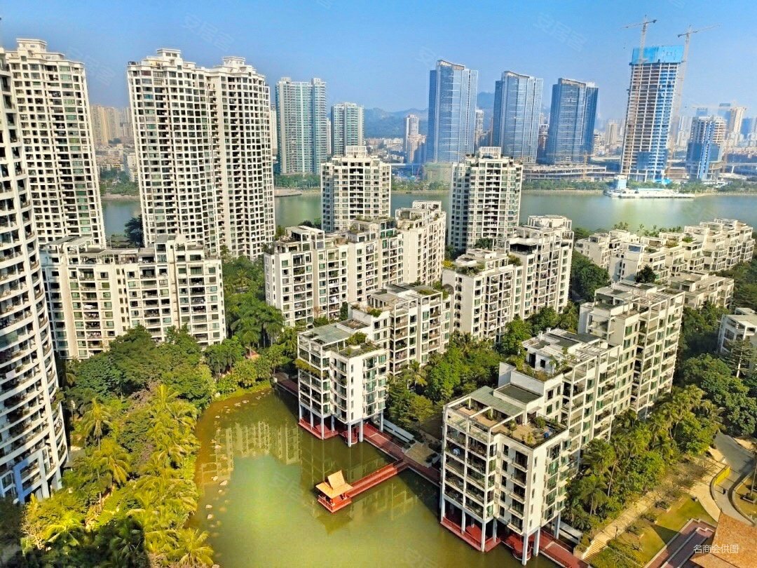华发新城二期187平米三房二厅三卫带大阳台可谈价三十w