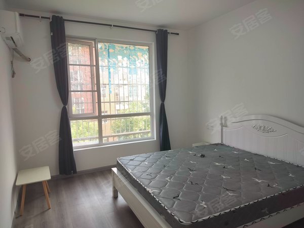 武汉洪山光谷东花城家园竹园东湖高新区 花山软件新城 花城家园 精装