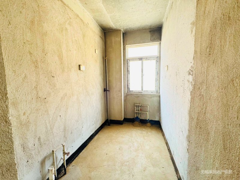 急售毛坯顶复 雁南公园旁子午大道 江林新城c区