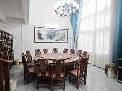 桂林叠彩中山北路推荐 叠彩区北站旁金达花园三层别墅7房 随时看房 看中可谈出租房源真实图片