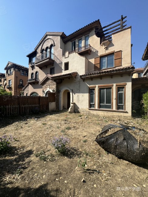 永定河孔雀城四期(荣园别墅)4室2厅4卫251㎡南北245万