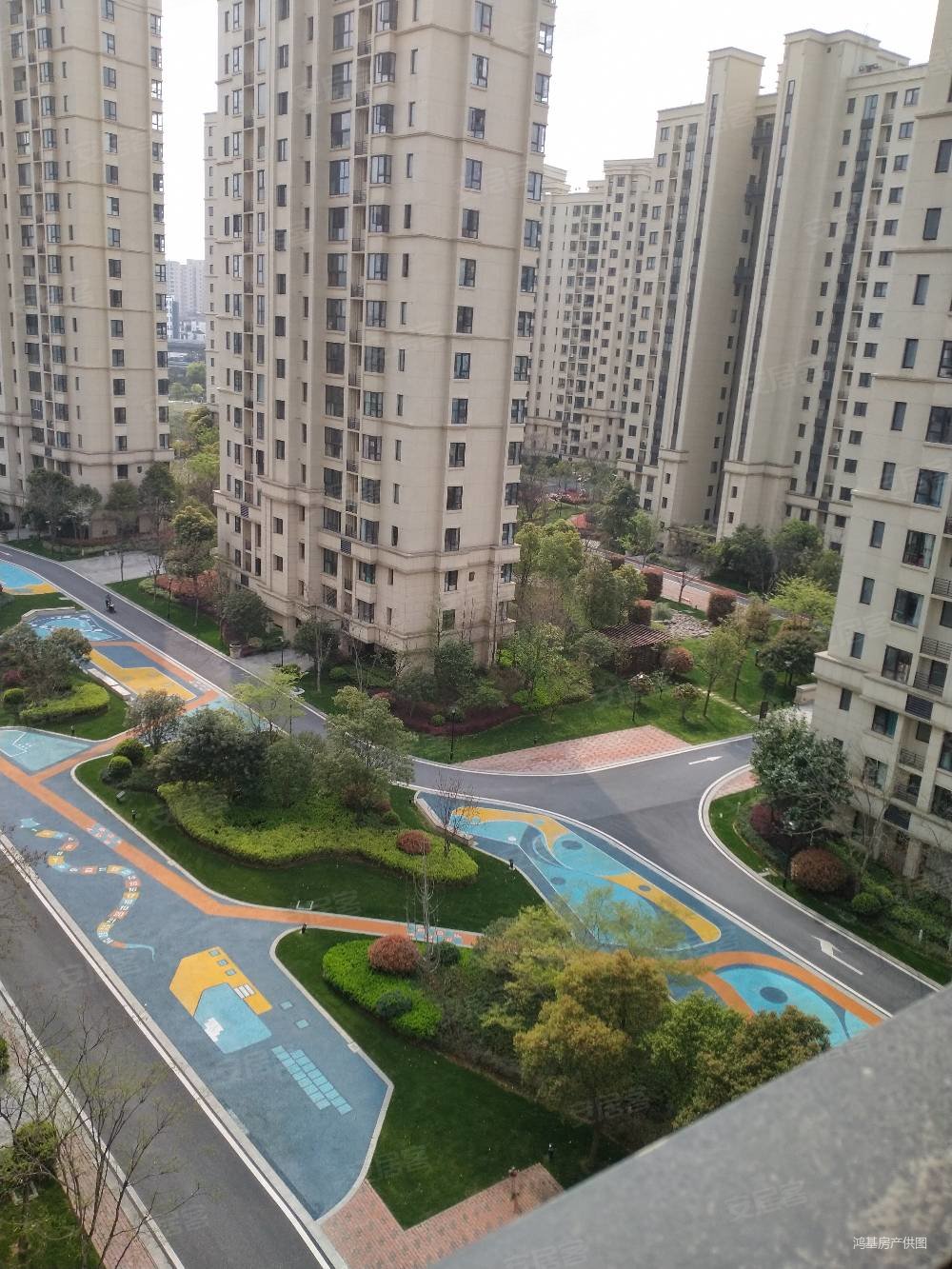 海玥名邸3室2厅2卫113㎡南80万