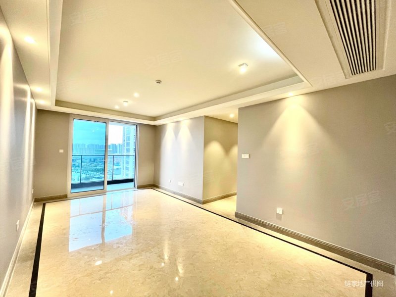 钱江世纪城,滨江御虹府,次新房精装3房,品质好,诚心出售