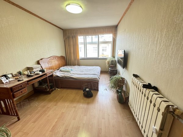 【多图】东李新苑,万达广场租房,东李新苑精装套三双卫 六楼带阁楼