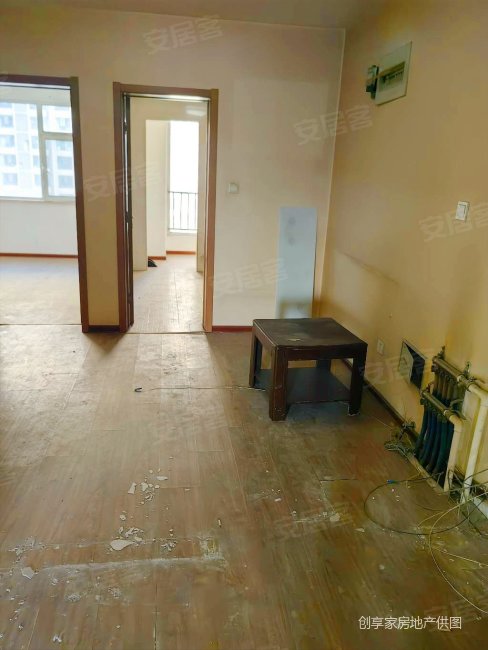 亲贤街平阳路平阳景苑小区电梯三居室单价低送车位