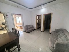 霍邱新店新店市场青年嘉苑电梯房，二室二厅，配套齐全随时看房出租房源真实图片