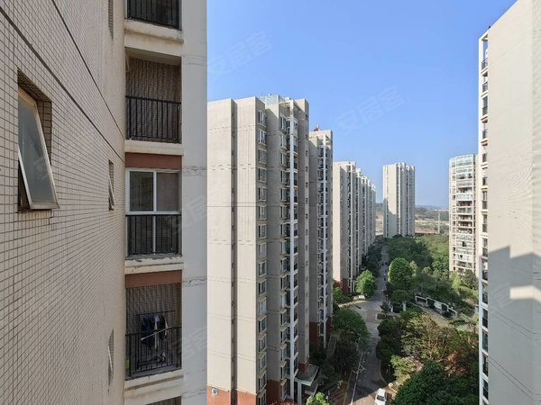 昆明呈贡大学城天润康园南区紧邻 医科大学城 中医学院 艺术学院 拎包