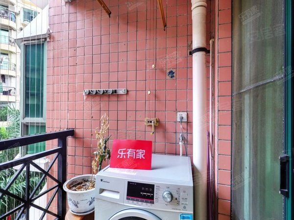 深圳福田保税区朗庭豪园精装3房业主诚心出租,看房方便出租房源真实