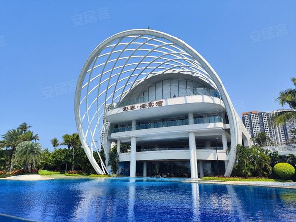 北海银海金海岸彰泰海棠湾彰泰海棠湾,精装两室一厅,百步到海边,全新