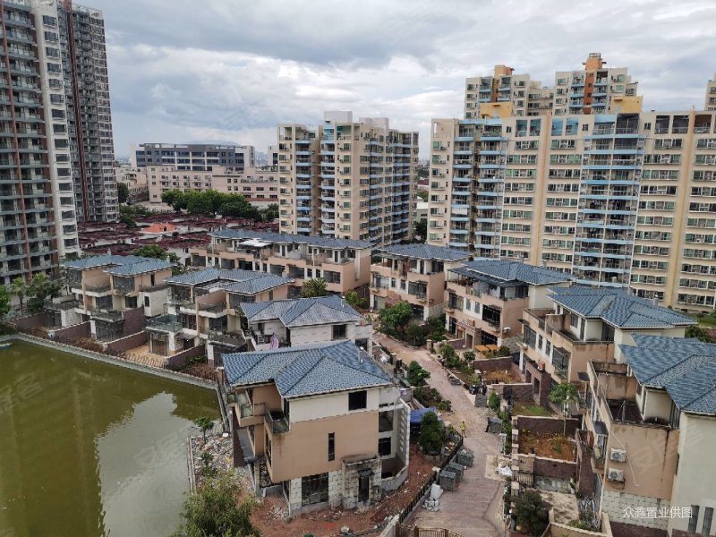 金田花园花域大两房出售,电联优5万,满五  不欠银行贷款