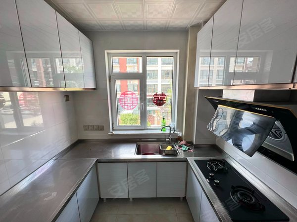 青岛莱西周格庄尚城家园尚城家园二楼,家具家电齐全,带小底屋,随时