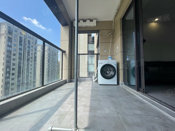 台州椒江葭沚中梁府青悦城玉兰边 中梁府 两室一厅 精装修3200 照片