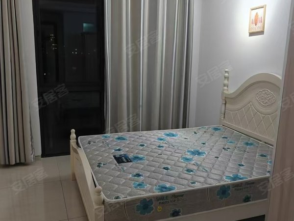 北海海城中街北部湾一号金滩旁边,海景房,北部湾一号三房两卫1500元出租房源真实图片