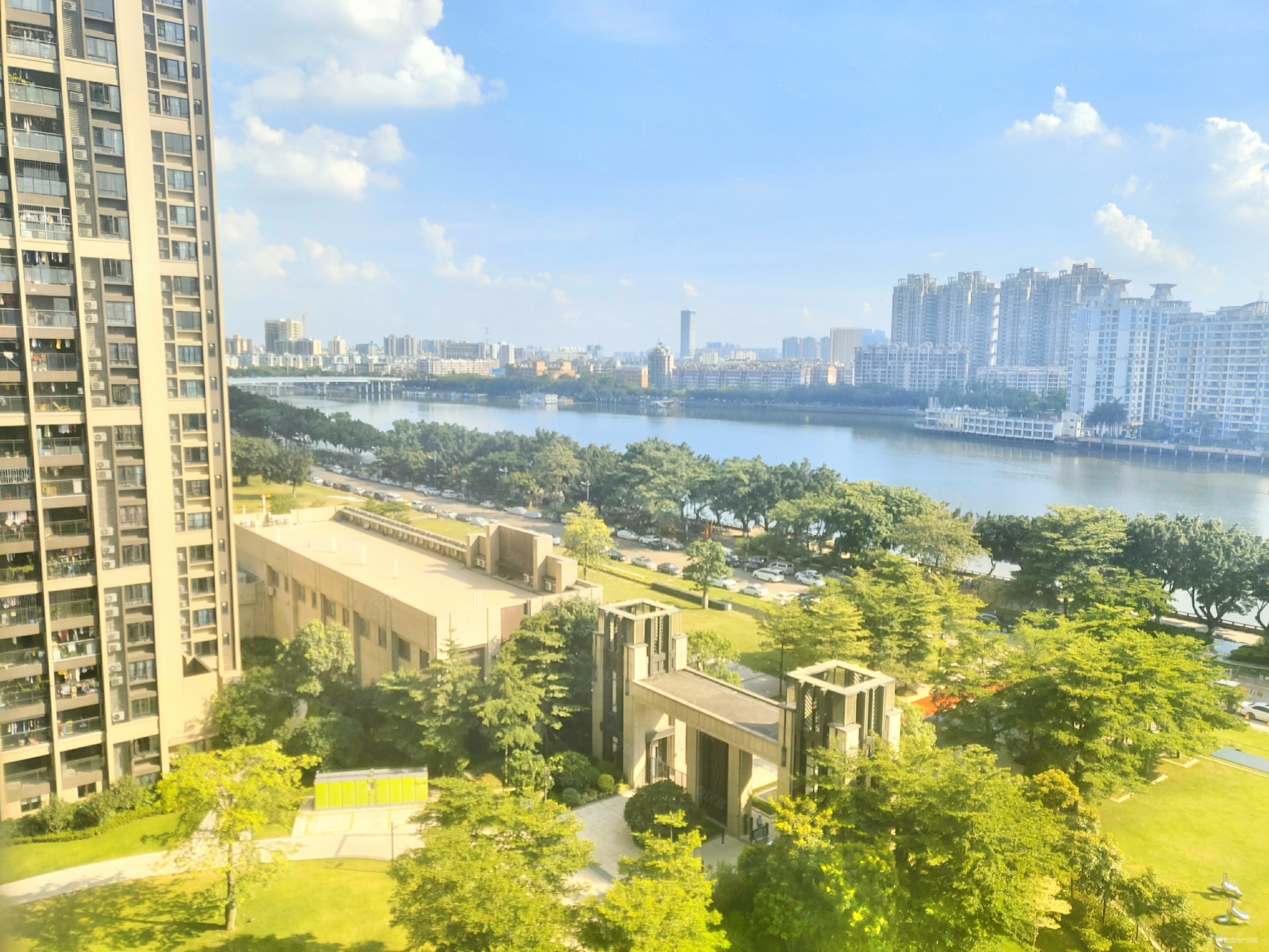 金沙洲时代水岸东南向三房自装修格局有改可望江诚意出售