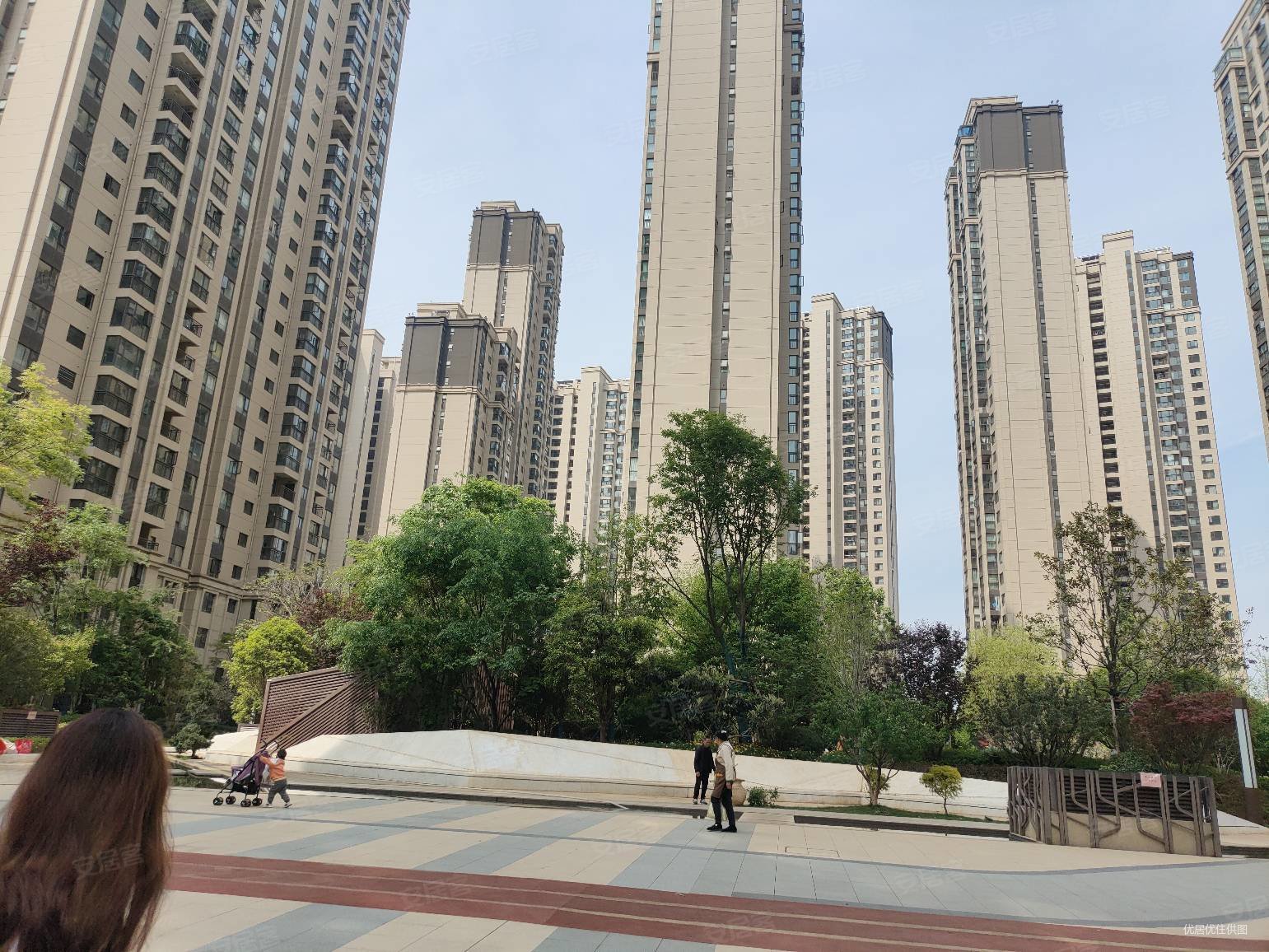 头排无遮挡碧桂园樾府电梯入户东南端头四房南北通透明厨明卫