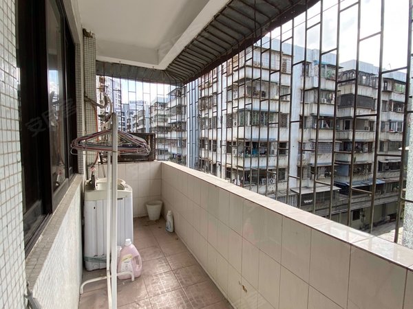 广州番禺市桥江南新邨江南新村市桥地铁站1公里小区两房车位充足出租