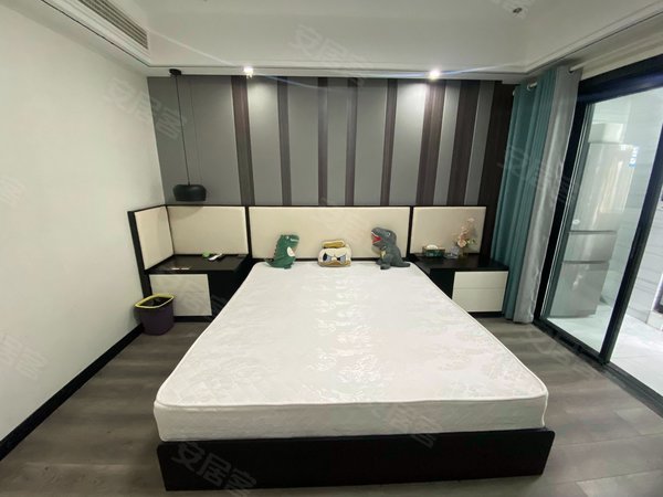 苏州金阊留园长盛花园山塘街 拎包住 朝南 押一付一 可短租 无中介