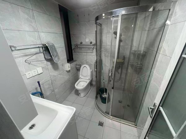 海宁海宁市区海洲双凤二期皮革城开元合立大厦附近2房，靠近紫薇中学 免费停车 民用水电出租房源真实图片