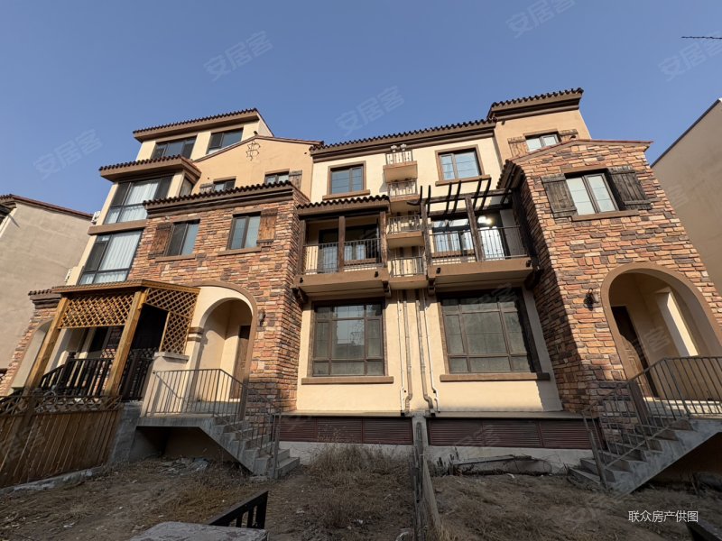 永定河孔雀城八期(瞰璟园别墅)5室2厅4卫249㎡南北235万