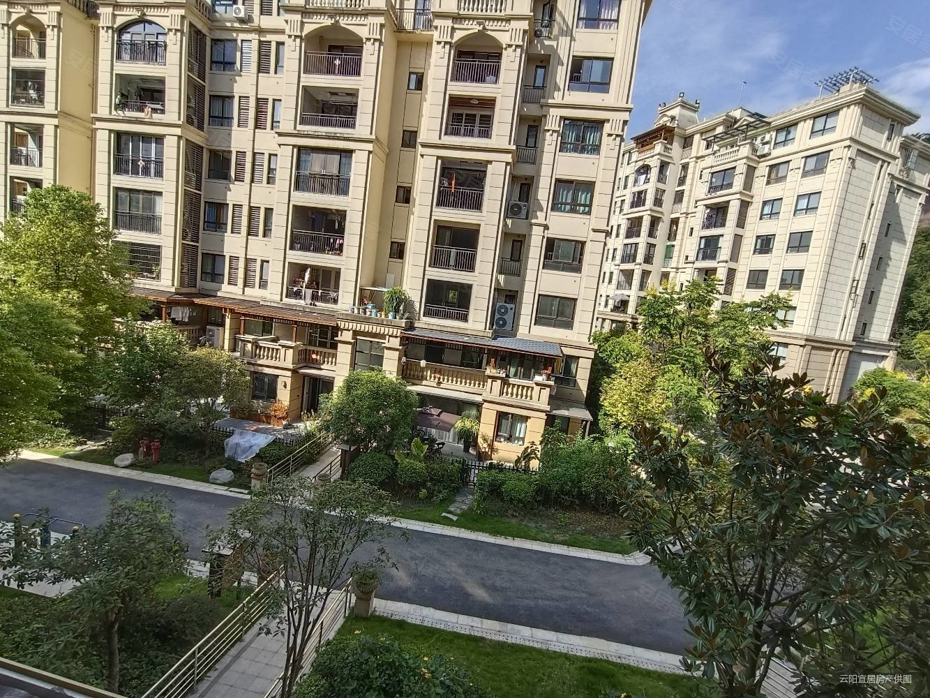 昕晖伊顿庄园一期