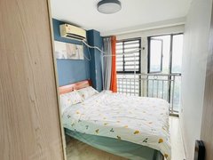 重庆渝北人和富港天地 两户合租 只租女生 近轻轨 随看随住。出租房源真实图片