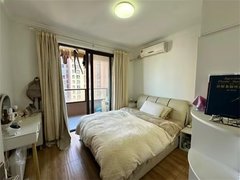 上海普陀李子园免租期长,近地铁,宠物友好 精装修家电齐全出租房源真实图片