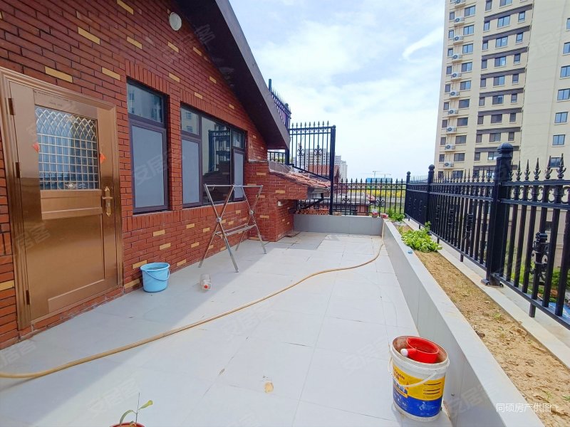 鲁昊棠琳湾一期