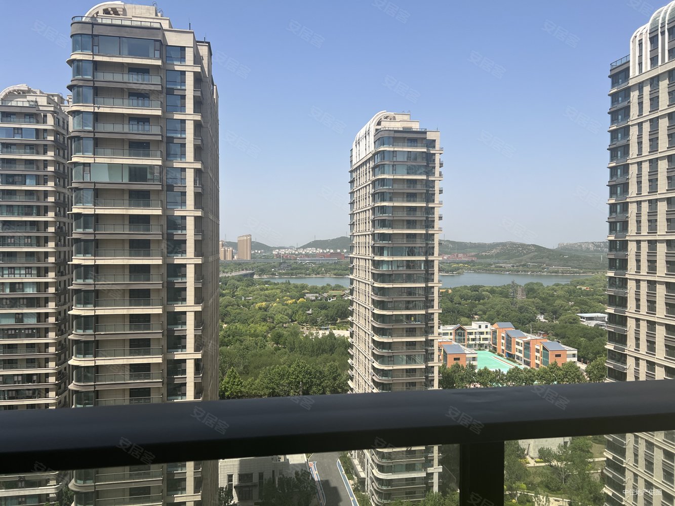 新上天风云墅好楼层,带车位地下室价格可谈