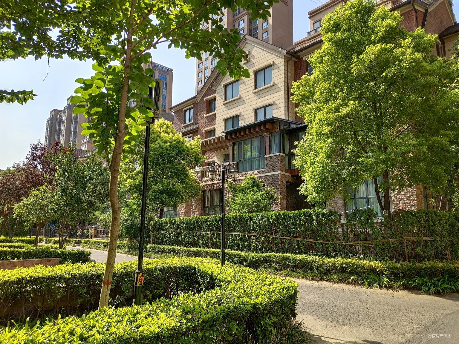 建业壹号城邦简装复式紧邻别墅区满五可贷款