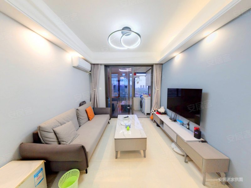 国贸远洋天和3房 中间楼层边套 近地铁