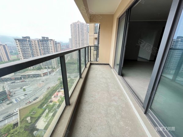 中骏东原阅璟山(c区)4室2厅2卫120.96㎡南北108万