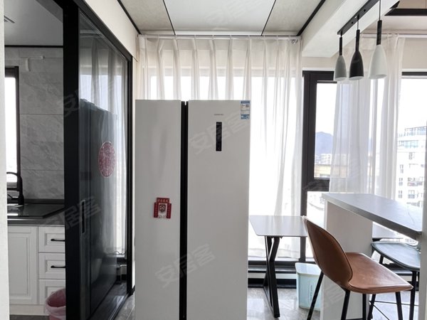 金华东阳横店南江壹号南江壹号高层，江景房3室，木地板中央空调出租房源真实图片