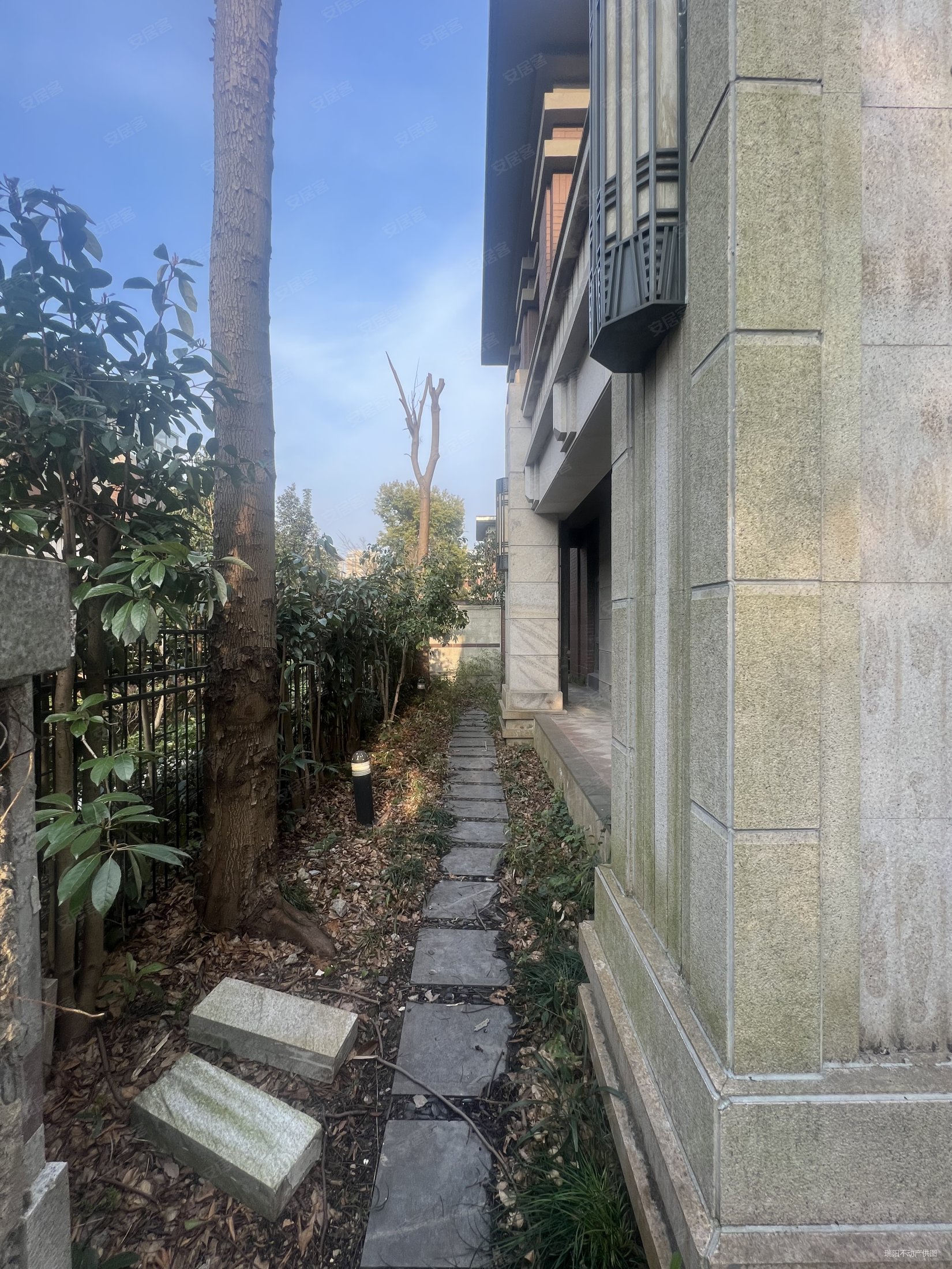 浦东绿地香颂别墅