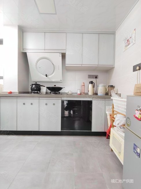 交通便捷商圈成熟正规商品房得房好电梯房中间楼层