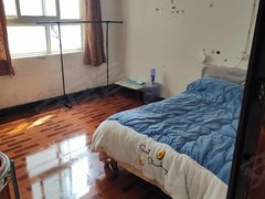 六盘水钟山新世纪广场友好医院对面单间出租出租房源真实图片