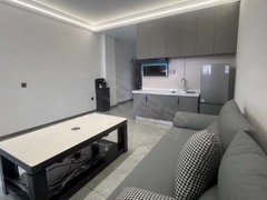 昭通镇雄镇雄城区镇雄南部新区 城南中学旁汽配城一室一厅13800一年出租房源真实图片