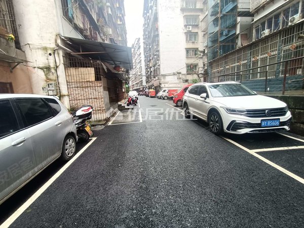 巴中巴州老城通佛路电力小区新上   二中 六小  二小  通佛路 巴人