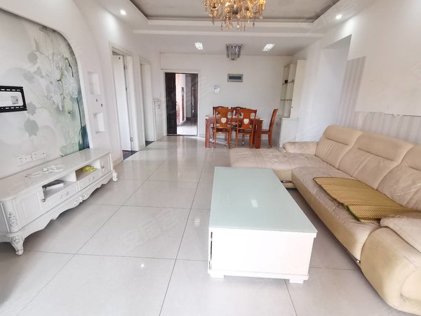 黄山屯溪经济开发区米兰春天米兰春天电梯边套三房 大阳台采光好