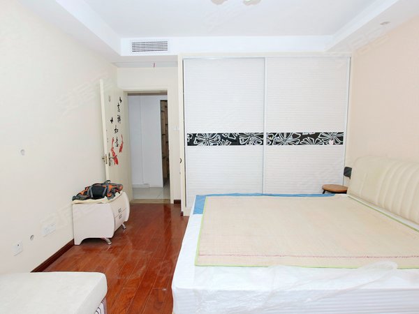 【多图】集美岸上蓝山玉兰苑,闲林租房,岸上蓝山 进门就眼前一亮 房东