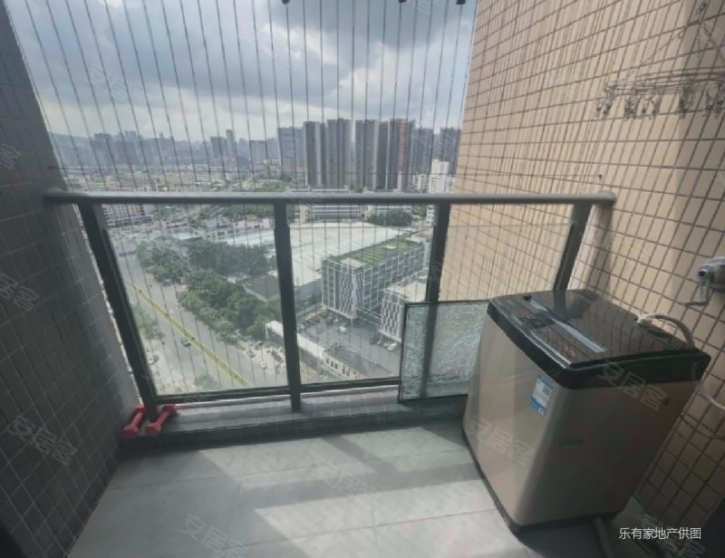 宏发天汇城(二期)3室2厅1卫77.37㎡东南318万